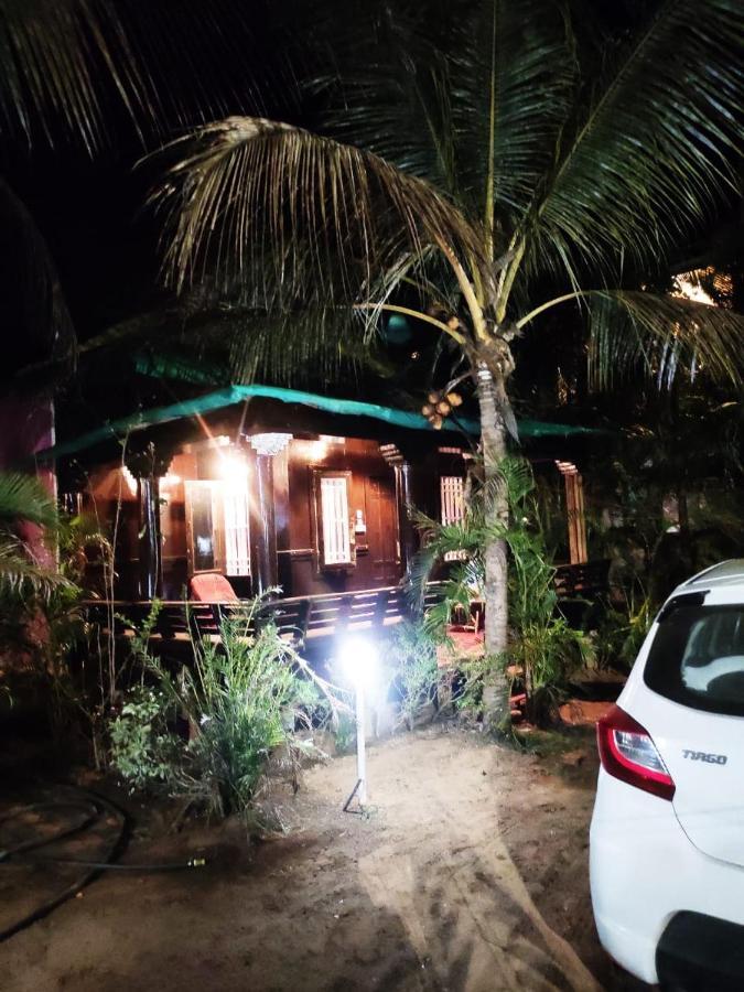Casa Fiesta Hotel Palolem Buitenkant foto